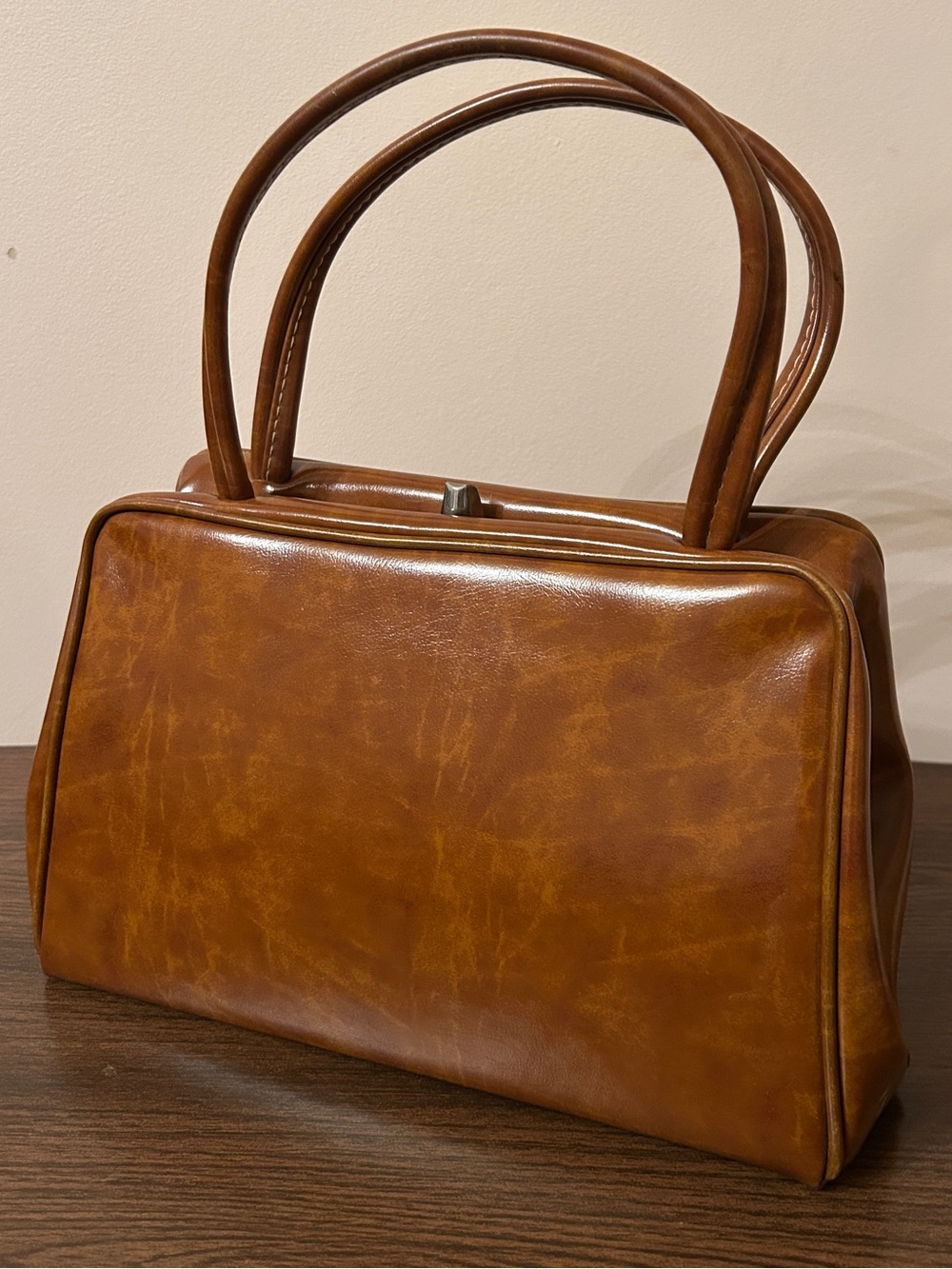 True vintage vegan leather handbag